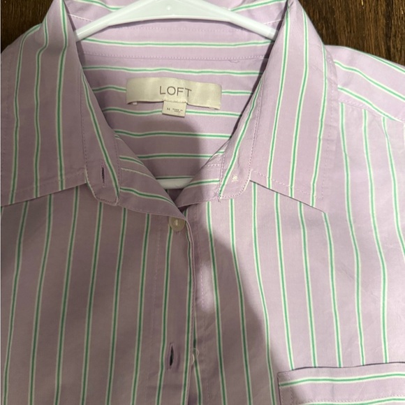 Loft size Medium button down - Picture 2 of 3